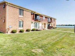 1900 River Rd APT A8, Marysville, MI 48040