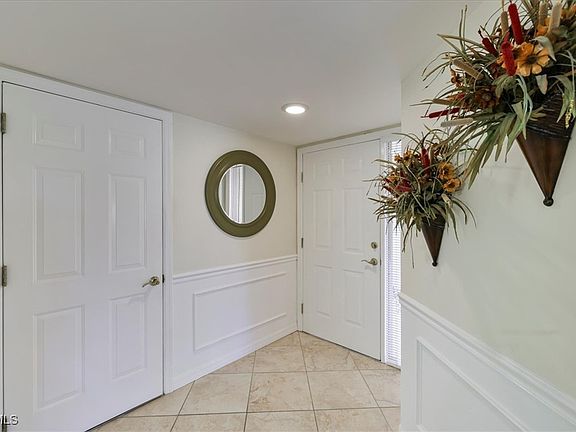4th image of 7171 Golden Eagle Ct APT 1113