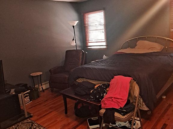 3rd image of 299 Vineland Ave