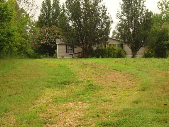 4th image of 104 Sunset Ln