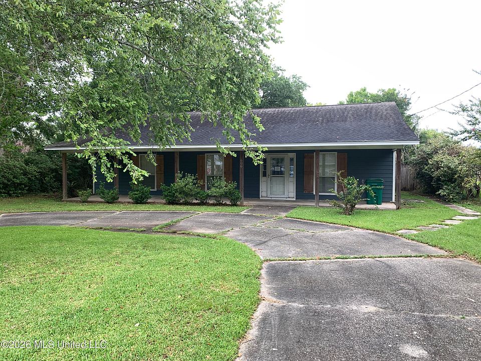 1st image of 606 Beyer Dr
