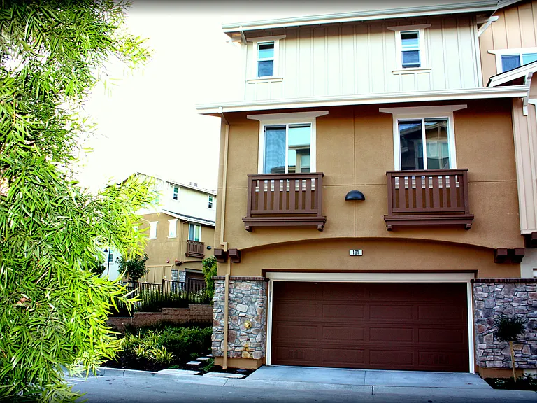 101 Otter Cove Ter — Photo 2