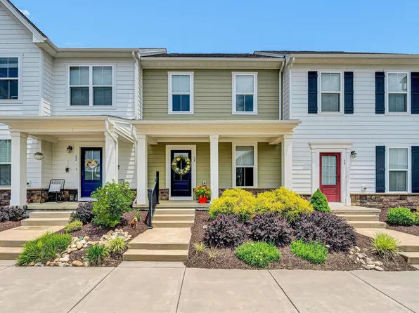 58 Colony Ave, Daleville, VA 24083