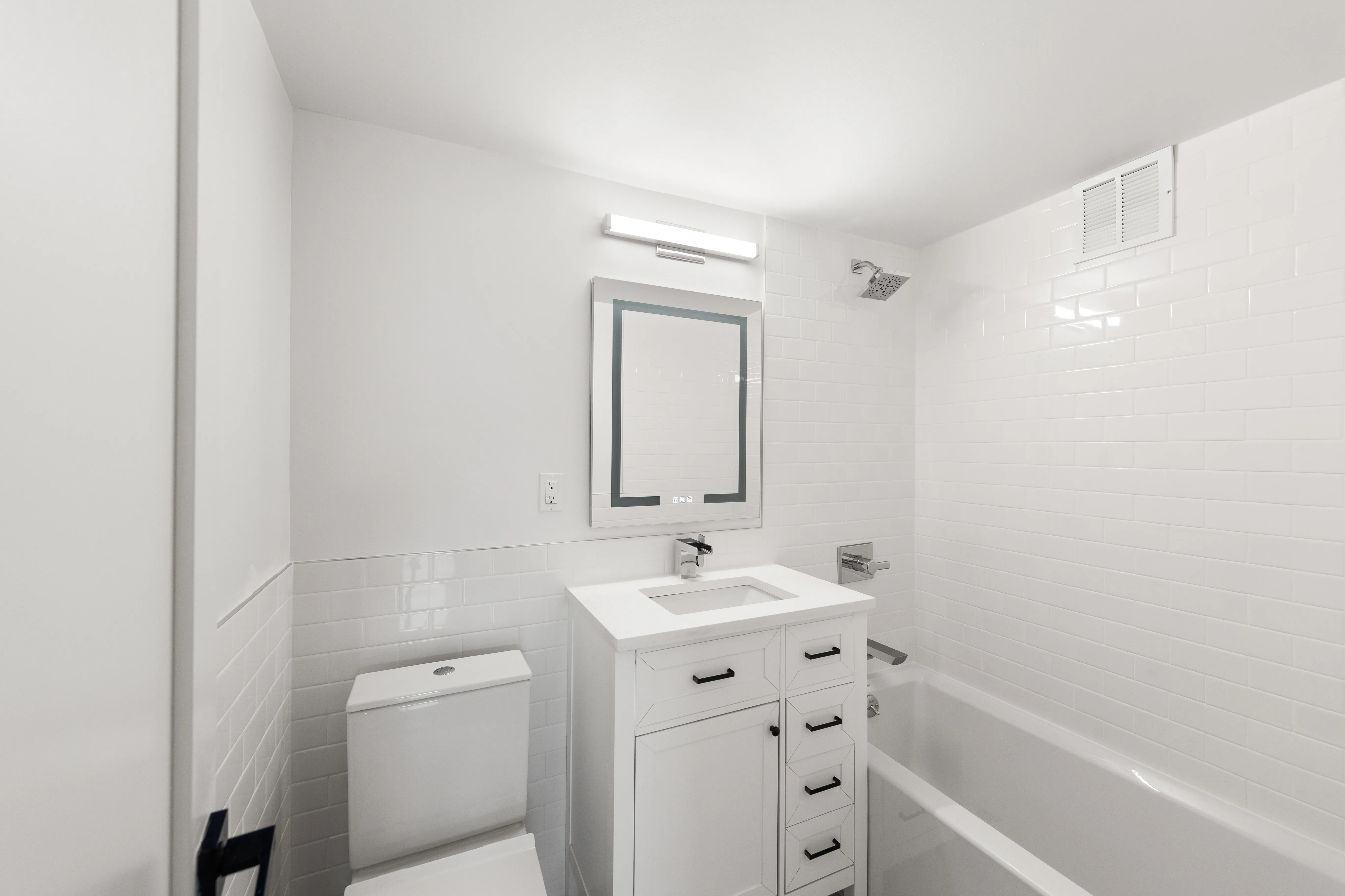 210 Clinton Avenue #7B in Clinton Hill, Brooklyn | StreetEasy