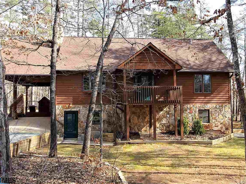 1st image of 520 Jefferson Dr