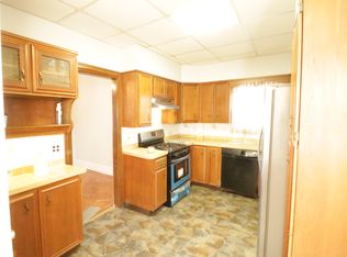 174 W 8th St, Bayonne, NJ 07002