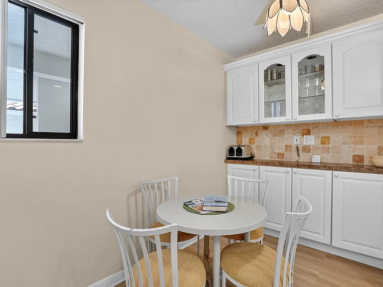 65 Pelican Pointe Dr #2030 — Photo 15