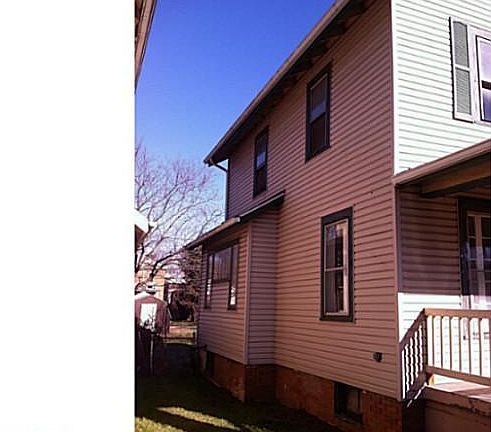 5th image of 1688 Manchester Ave