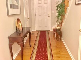 5 Merion Ct, Monroe Township, NJ 08831