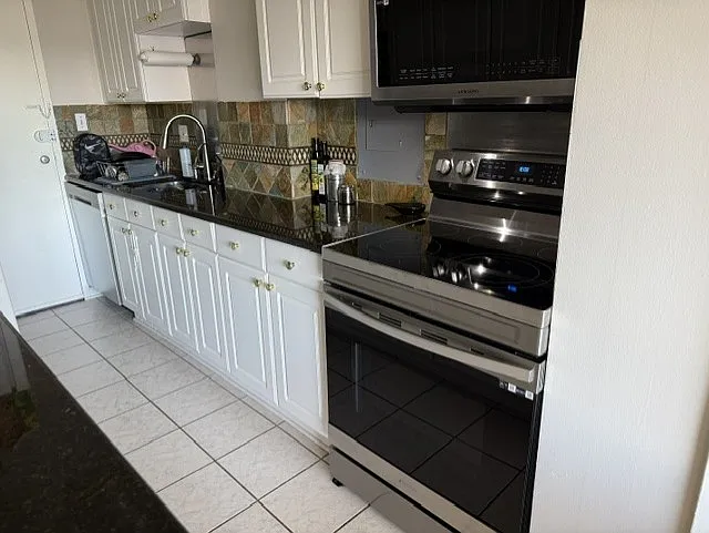 2 bed, 1100 sqft, $3,000 — Photo 1