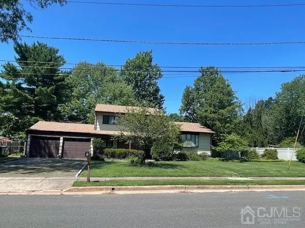 3 Old Hickory Ln, Edison, NJ 08820
