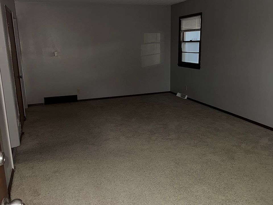 1st image of 826 Pentwood Dr