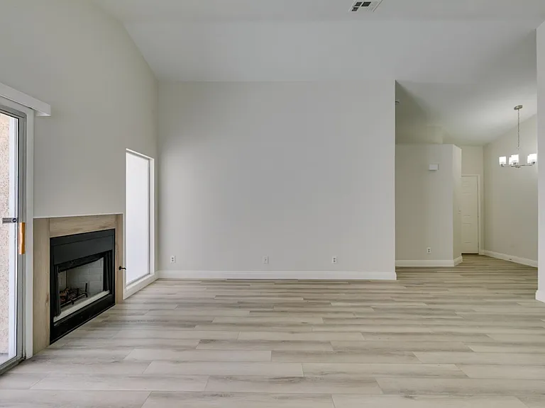 8664 Buttercreek Way — Photo 6