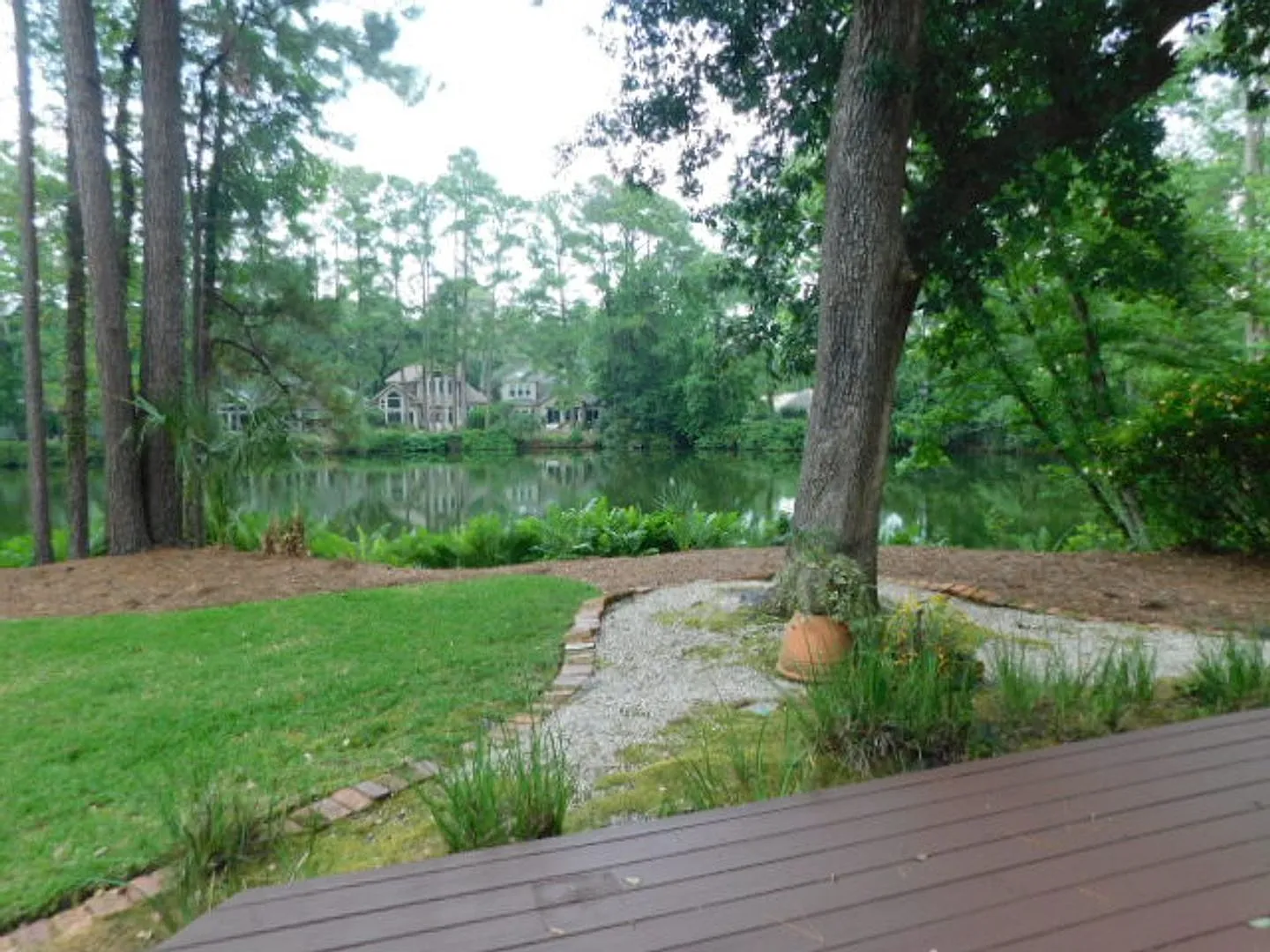 Adorable home in Moss Creek — Photo 3