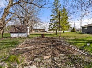Oneida St, Menasha, WI 54952