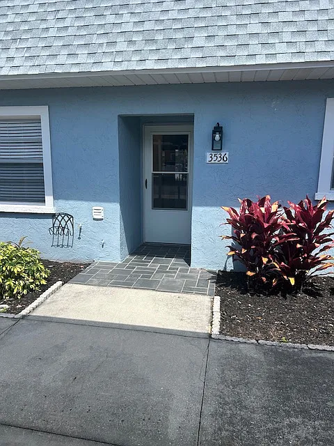 2 bed, 950 sqft, $1,625 — Photo 1