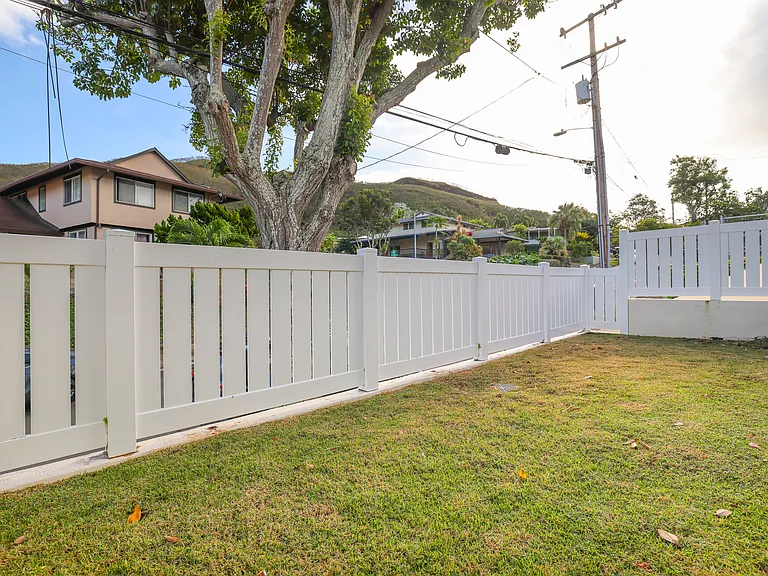 1277 Kuuna St #B — Photo 3