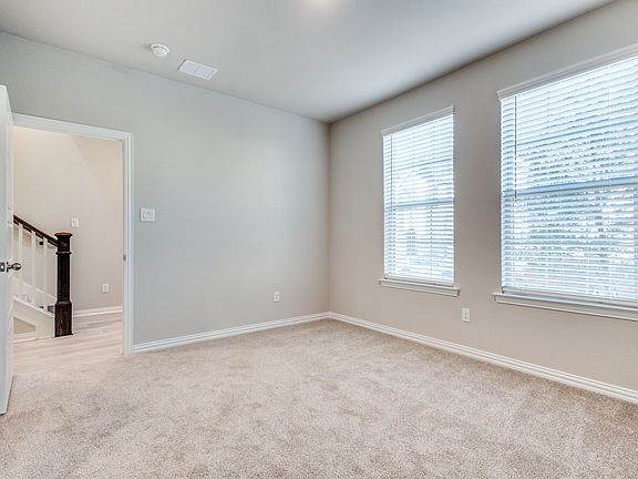 4th image of 2459 Morningside Dr #2459