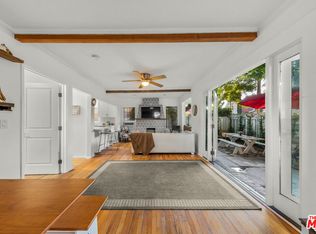 6830 De Longpre Ave, Los Angeles, CA 90028