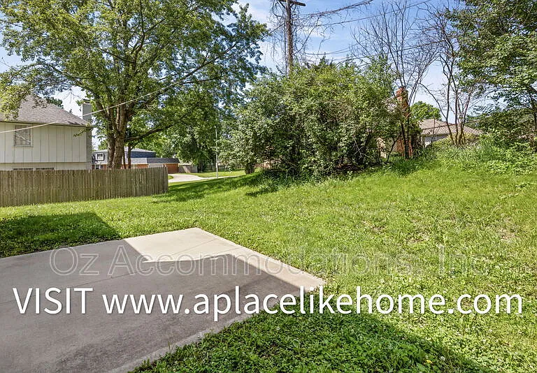 9702 Shepherds Dr #B — Photo 25