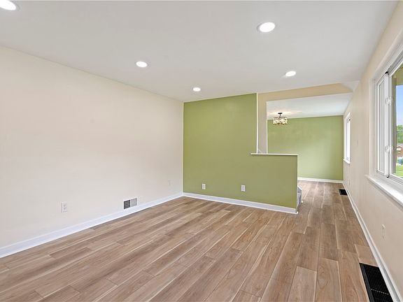 4th image of 1417 Jefferson Heights Rd