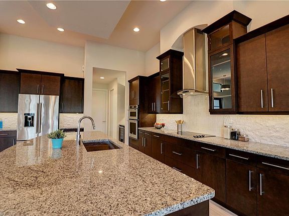 5th image of 2126 SW 40th St