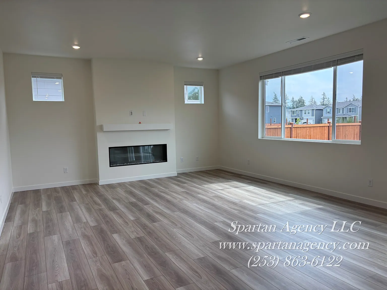 3 bed, 2.5 bath, 2230 sqft, $3,600 — Photo 3