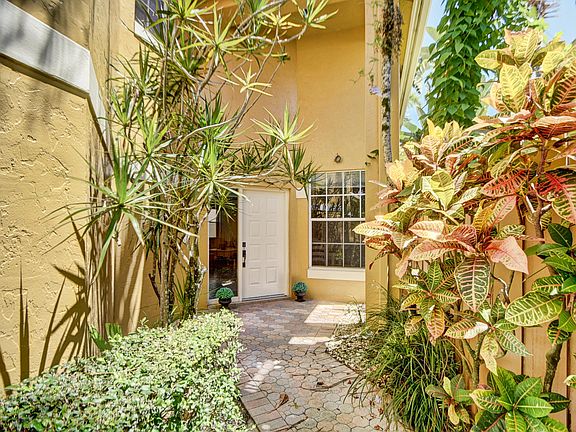 Home For Sale In Broken Sound Country Club