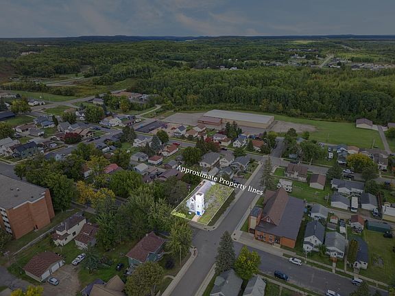 2nd image of 230 3rd St