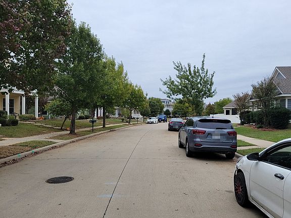 5th image of 9124 Waterman Dr