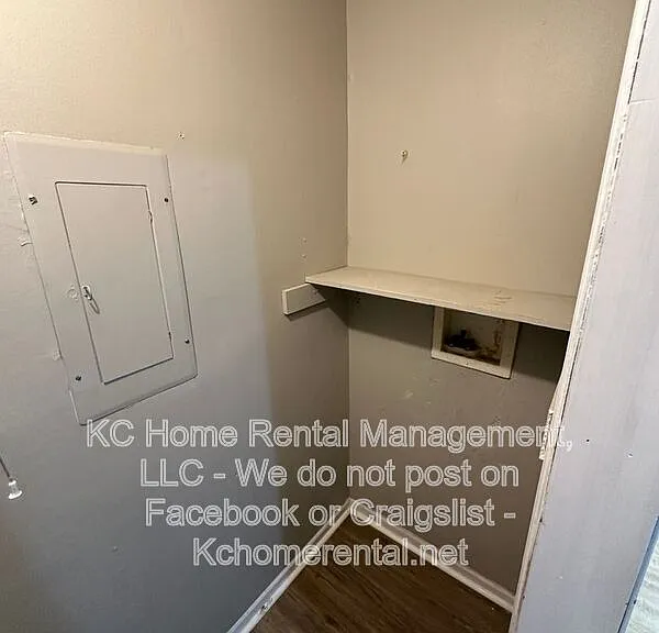 6337 N Wyandotte St — Photo 12