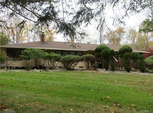 7 Steinway Ct, Suffern, NY 10901