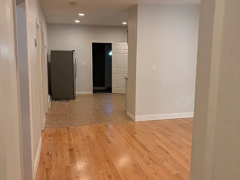 509 E 26th St #2 — Photo 5