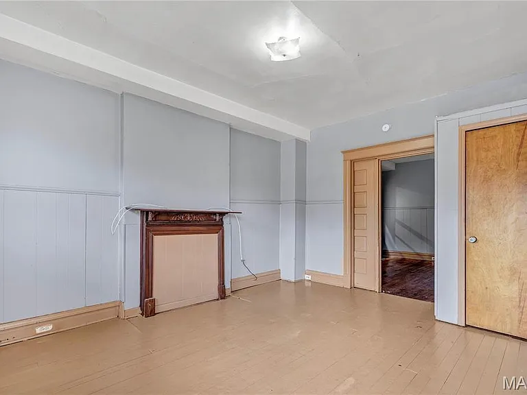 2207 Angelica St — Photo 2