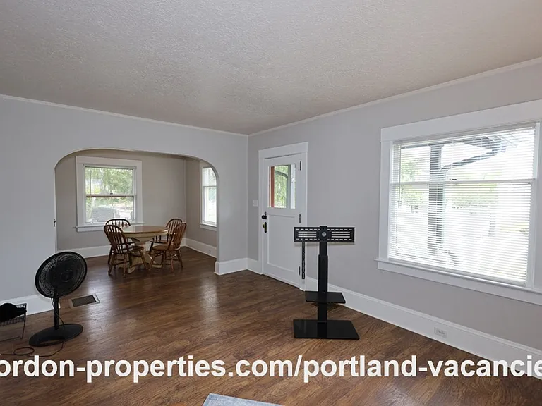 3815 SE 11th Ave — Photo 8