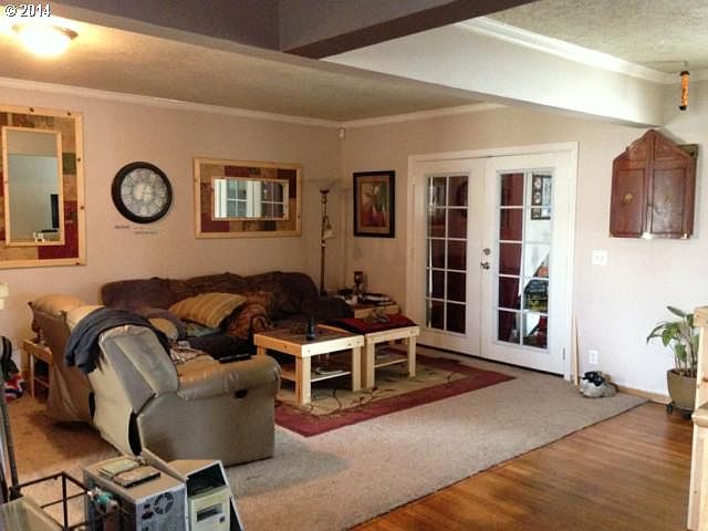 2nd image of 6708 SE Overland St
