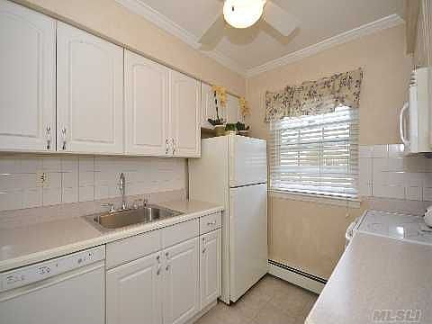 2nd image of 458 Village Dr