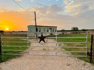 7450A E County Road 331, Jourdanton, TX 78026
