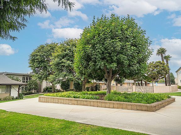 4th image of 1535 Termino Ave #4