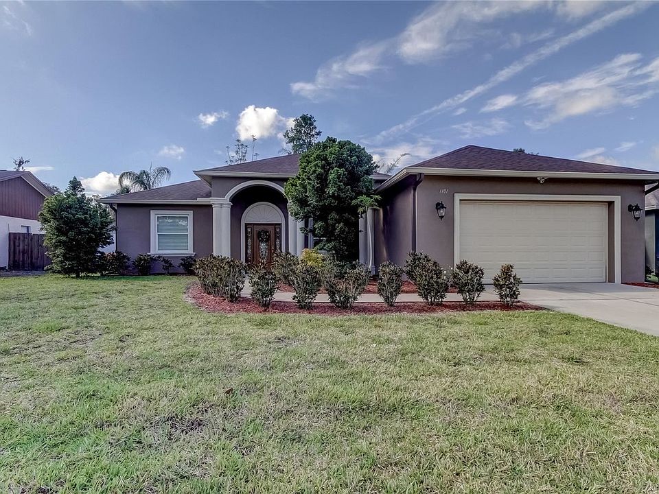 1st image of 1101 Sandalwood Dr