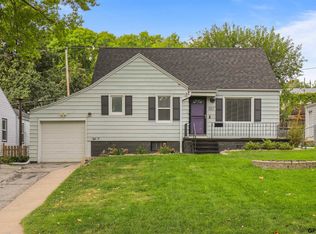 1322 S 51st St, Omaha, NE 68106