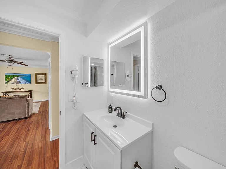 1350 Riverside Cir #1 — Photo 29