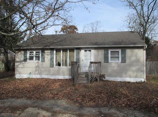 952 Rosewood Ave, Brick, NJ 08723