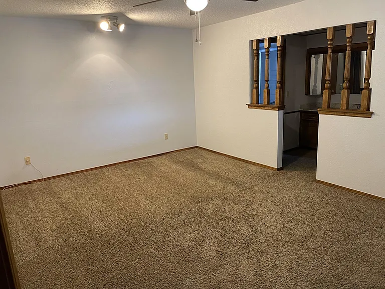 6209 NW 83rd St — Photo 35