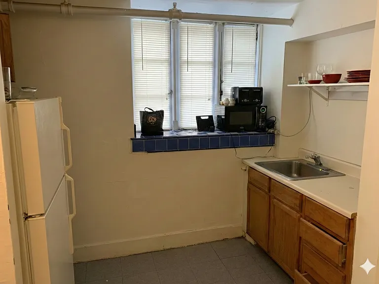 635 Howard Pl — Photo 18