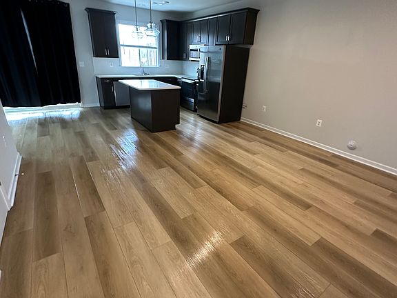 4th image of 2042 Cedarbird Way