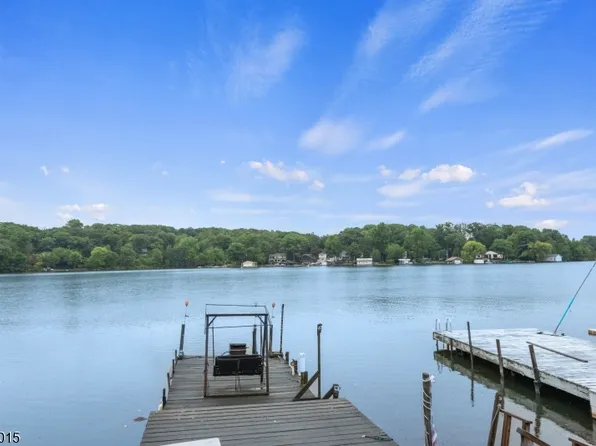 308 Lakeside Ave, Hopatcong Boro, NJ 07821