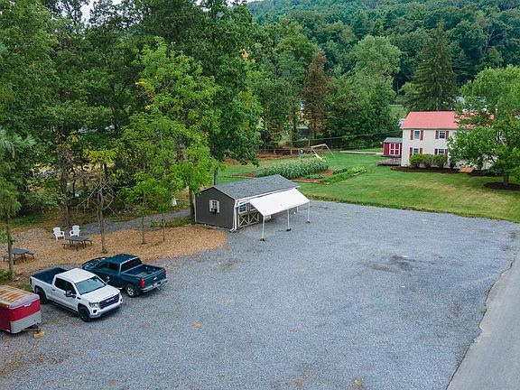 4th image of 241 Madisonburg Pike