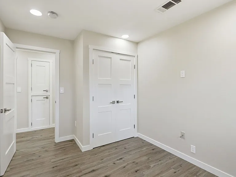 4621 Mia Cir — Photo 18