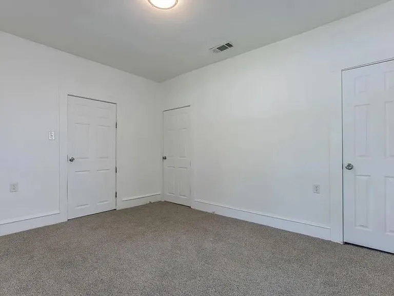 2329 Connor Ave — Photo 8